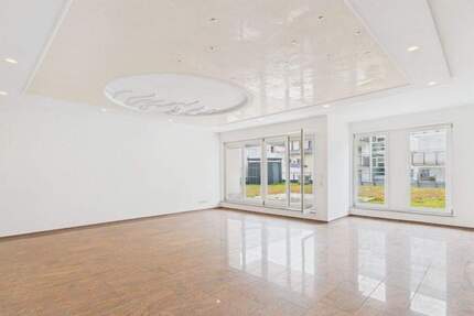 Luxus-Appartement: Modernisiert, barrierefrei, Fußbodenheizung, 2 Terrassen, Bestlage! - Baden-Baden Innenstadt