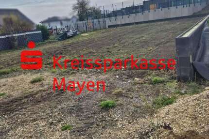 Grundstück zu verkaufen in Mertloch 99.000,00 € 674 m²