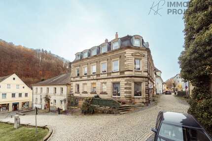 Haus zum Kaufen in Bad Berneck im Fichtelgebirge 285.000,00 € 465 m²
