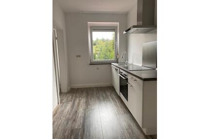 Wohnung zu vermieten - 600,00&nbsp;EUR Kaltmiete, ca.&nbsp; 60,00&nbsp;m&sup2; in Detmold (PLZ: 32760) Hiddesen