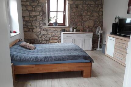Freundliche 3-Zimmer-Wohnung in historischem Adelssitz - Neustadt an der Weinstraße Diedesfeld