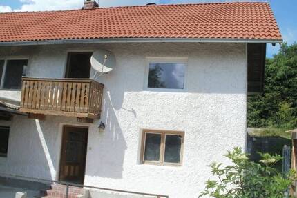 DHH im Bayerischen Wald - 199.000,00&nbsp;EUR Kaufpreis, ca.&nbsp; 100,00&nbsp;m&sup2;&nbsp;Wohnfl&auml;che in Fürstenstein (PLZ: 94538) Reuth
