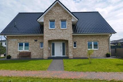 Einfamilienhaus, Haus - 925.000,00&nbsp;EUR Kaufpreis, ca.&nbsp; 202,00&nbsp;m&sup2; in Tostedt (PLZ: 21255)