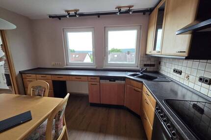 Sonnige Dachgeschosswohnung mit Balkon - Petersberg