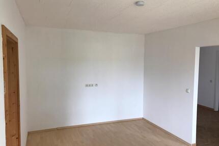 3 Zi. Wohnung ab 01.06.26 zu vermieten - Neuburg an der Kammel