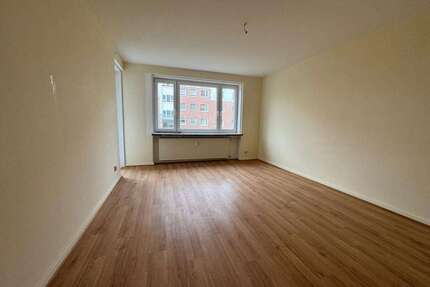 Wohnung zum Mieten in Plön 663,50 € 60.86 m²