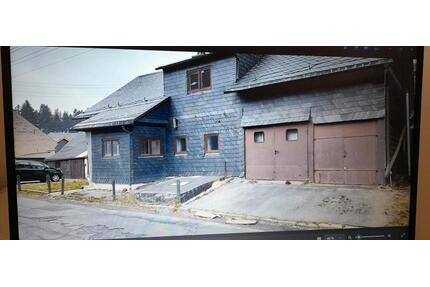 Einfamilienhaus - 38.000,00&nbsp;EUR Kaufpreis, ca.&nbsp; 140,00&nbsp;m&sup2; in Lehesten (PLZ: 07349)