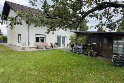 Haus zum Kaufen in Etzbach-Heckenhof 298.880,00 € 220 m²