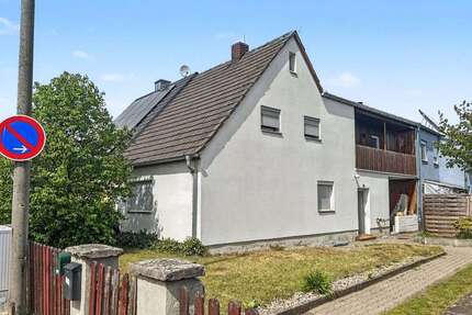 Haus zum Kaufen in Roth 199.000,00 € 101 m²