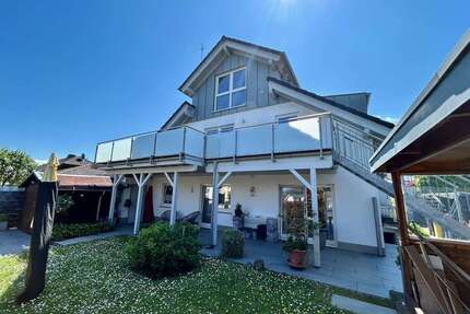 Haus zum Kaufen in Grafschaft 729.000,00 € 228 m²