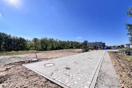Grundstück zu verkaufen in Großdeuben 270.000,00 € 831 m²