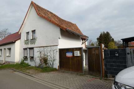 Haus zum Kaufen in Quedlinburg 45.000,00 € 114 m²