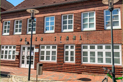 Loftwohnungen in der Altstadt? - 195.000,00&nbsp;EUR Kaufpreis, ca.&nbsp; 182,00&nbsp;m&sup2;&nbsp;Wohnfl&auml;che in Tönning (PLZ: 25832)