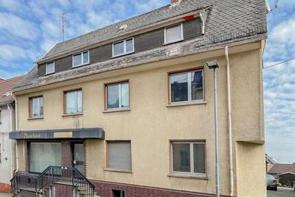 Haus zum Kaufen in Nentershausen 159.000,00 € 195 m²