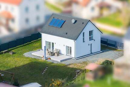 Haus zum Kaufen in Eschenbach in der Oberpfalz 420.000,00 € 124 m²