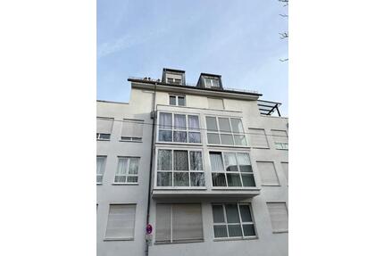 Charmante 2,5-Zimmer-Maisonette Wohnung in sehr zentraler Lage von Esslingen - Esslingen am Neckar