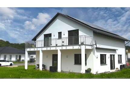 Haus zum Kaufen in Döbeln 700.000,00 € 201.57 m²