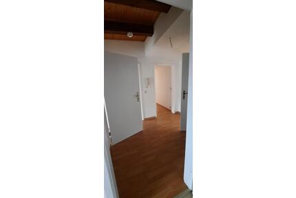 große 3- Raum Wohnung im Dachgeschoß - Krakow am See