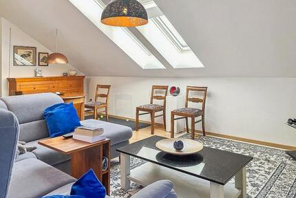 2 - 3 Zimmerwohnung mit Stellplatz und Einbauküche bei Burgau - Haldenwang