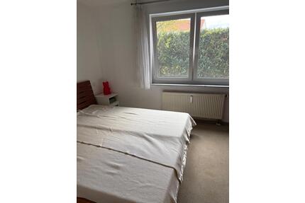 Wohnen wie im Haus: Großzügige Maisonette-Wohnung mit Garten - Gerlingen