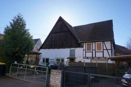 *** Einfamilienhaus in ruhiger Wohnlage mit größerem Platzbedarf *** - Bad Arolsen Schmillinghausen