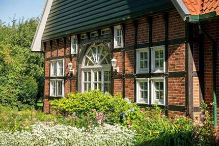 Haus zum Kaufen in Melle 990.000,00 € 367.48 m²
