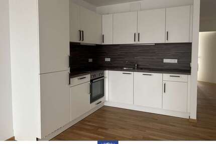 Wohnung zum Mieten in Dresden 1.200,00 € 90.23 m²