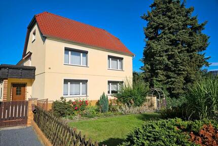 Freistehendes Zweifamilienhaus in Röderaue, prov.-frei - Gröditz