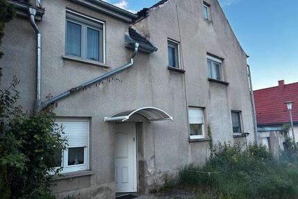 Haus in Göllingen mit Garage zu verkaufen - Kyffhäuserland