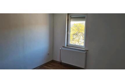 Wohnung 2ZKB, frisch saniert - 430,00&nbsp;EUR Kaltmiete, ca.&nbsp; 44,00&nbsp;m&sup2; in Siegen (PLZ: 57080) Eiserfeld