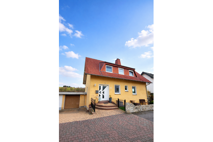 Haus zum Kaufen in Eiterfeld 339.000,00 € 220 m²