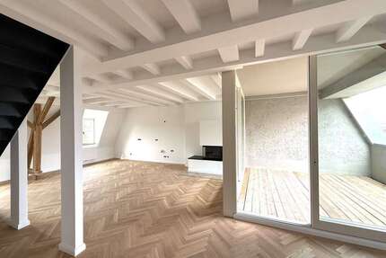 Wohnung zum Kaufen in München 2.390.000,00 € 183.55 m²