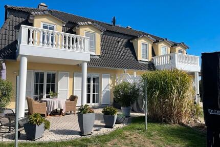 Hochwertige Doppelhaushälfte mit Garten, Terrasse und Kamin - Fritzlar