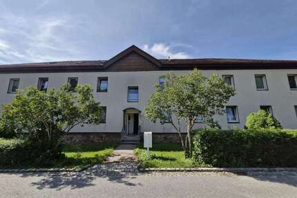 Wohnung zum Mieten in BreitenbrunnErzgebirge 420,00 € 74.09 m² - Breitenbrunn/Erzgebirge