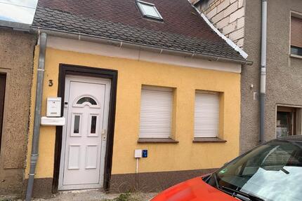 Einfamilienhaus mit Innenhof ausgebautem Dachgeschoss in Zörbig