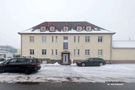 Büro in Bitterfeld-Wolfen 630,00 € 75 m²