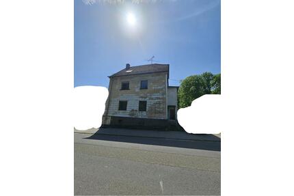 Einfamilienhaus mit 230m² Wohnfläche & Garten in Quierschied