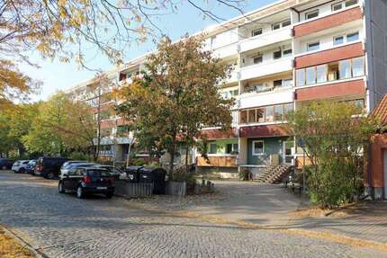 Wohnung zum Mieten in Dessau-Roßlau 325,00 € 56.82 m²