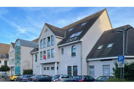 gemütliche Dachgeschosswohnung - 486,00&nbsp;EUR Kaltmiete, ca.&nbsp; 46,29&nbsp;m&sup2; in Greifswald (PLZ: 17489)