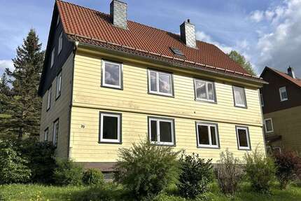 Haus zum Kaufen in Altenau 80.000,00 € 190 m²