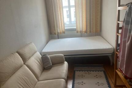 WG - Zimmer zu vermieten. - 550,00&nbsp;EUR Kaltmiete, ca.&nbsp; 12,00&nbsp;m&sup2; in Berlin (PLZ: 12165) Steglitz-Zehlendorf