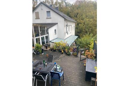 Haus Zweifamilienhaus - 345.000,00&nbsp;EUR Kaufpreis, ca.&nbsp; 235,00&nbsp;m&sup2; in Lüdenscheid (PLZ: 58513) Augustenthal