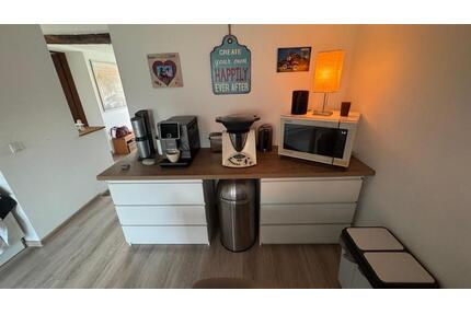 Attraktive 3-Zimmer Wohnung mit Balkon, Garage und Stellplatz - Borken (Hessen)