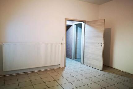 Gewerbefläche - 1.150,00&nbsp;EUR Kaltmiete, ca.&nbsp; 105,00&nbsp;m&sup2; in Vlotho (PLZ: 32602)