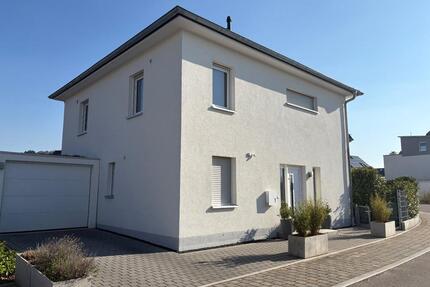 Einfamilienhaus in Weingarten - Top-Energiewerte & Provisionsfrei - Karlsruhe Durlach