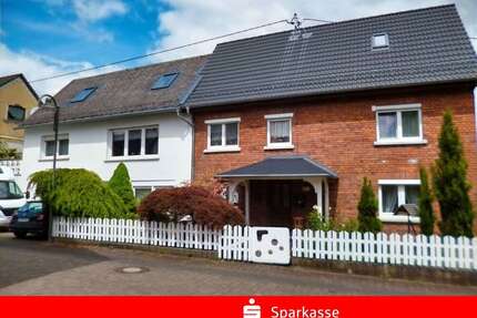 Haus zum Kaufen in Berzhahn 189.000,00 € 240 m²