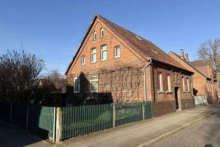 Haus zum Kaufen in Hannover 378.500,00 € 210 m²