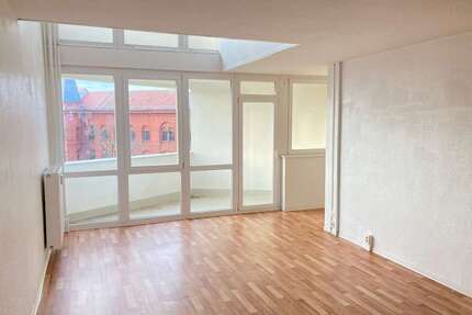 Wohnung zum Mieten in Dessau-Roßlau 653,00 € 108.79 m²