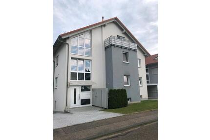 Helle 3-Zi. Wohnung mit Terrasse und Garten - bezugsfrei - Ettlingen