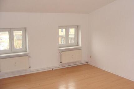 helle 2-Raum-Wohnung im DG - 285,00&nbsp;EUR Kaltmiete, ca.&nbsp; 54,50&nbsp;m&sup2; in Demmin (PLZ: 17109)